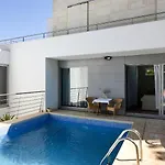 Pé Na Areia -