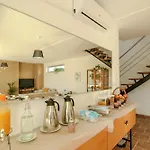 Pé Na Areia - 3*