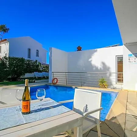 Bed and Breakfast Pe Na Areia - Vila Real de Santo António